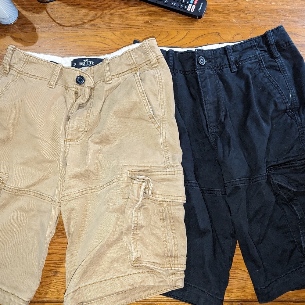 2 pair of men's Hollister cargo shorts